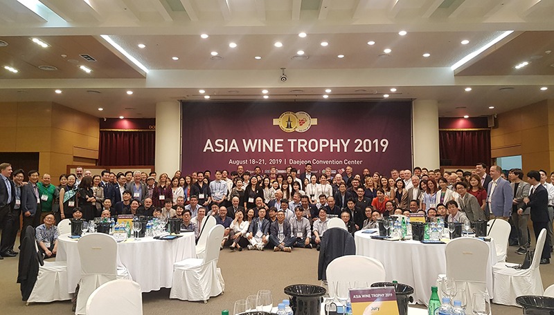 Vezeme si zlato a stříbro z Asia Wine Trophy 2019!